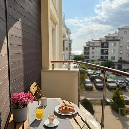 Studio More Апартамент *