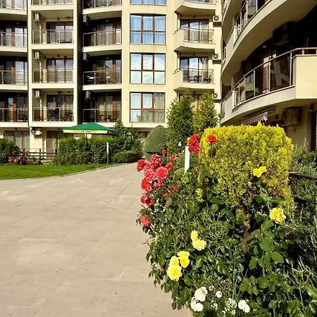 Апартамент Studio More