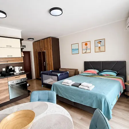 Moré Apartamento Shkorpilovtsi